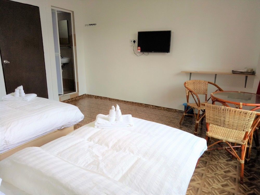 Hotel By The River Malacca Bagian luar foto